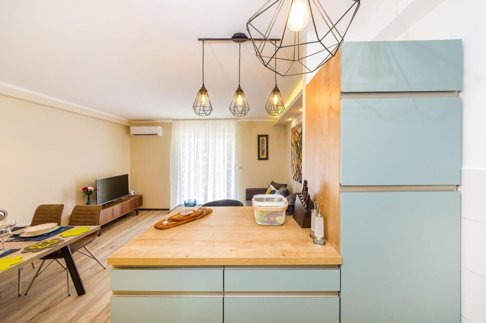Appartement Ema 2br Apt. In Old Town Centre *